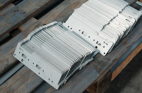 รับขึ้นรูปโลหะแผ่น